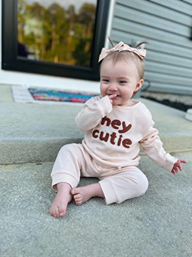 Toddler Baby Girl Boy Fall Winter Waffle Outfit Set Letter Printed Long Sleeve Sweatshirt Tops + Pants (Apricot, 0-3 Months)