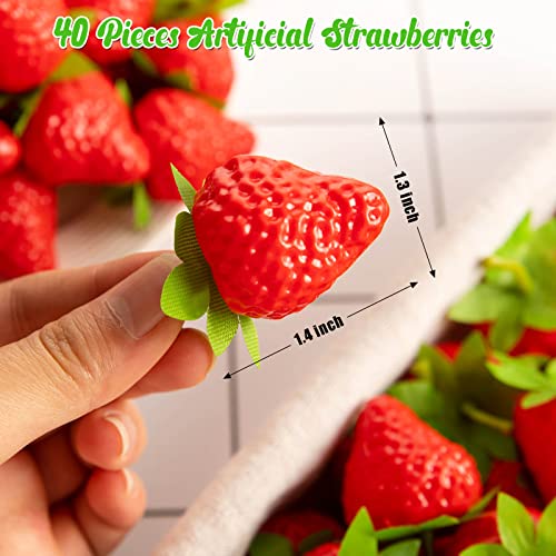 CLESDF Artificial Red Strawberries, 40Pcs Fake Lifelike Fruit Plastic Strawberries for Home Kitchen Party Decor Photography Prop